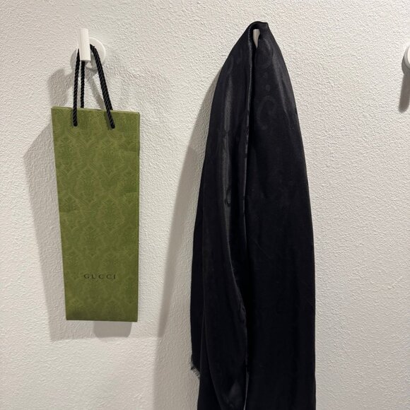 Gucci GG Jacquard Silk Wool Shawl - Picture 2 of 5